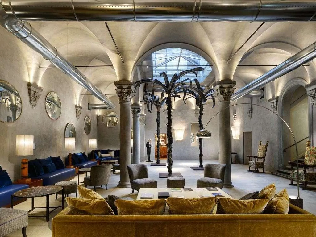 Lobby, Garibaldi Blu, Florence