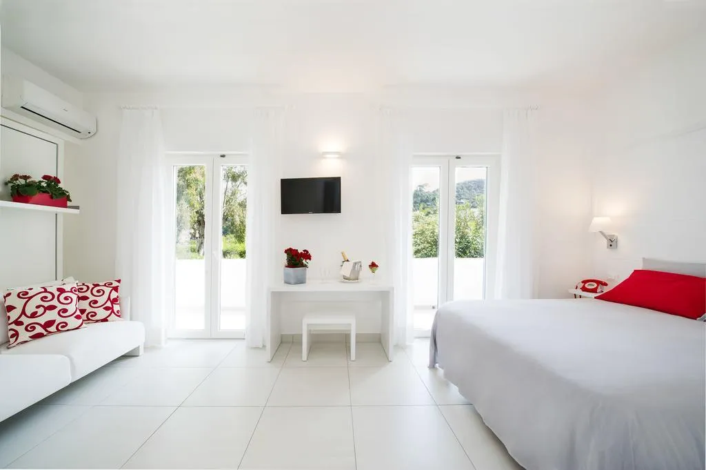 DOUBLE DELUXE Room, San Francesco, Naples