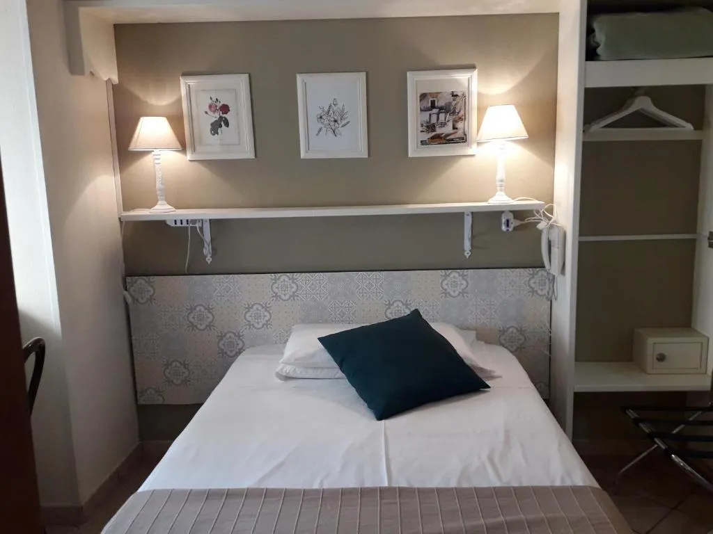 SINGLE SUPERIOR Room, Hotel Europeo City Break, Naples