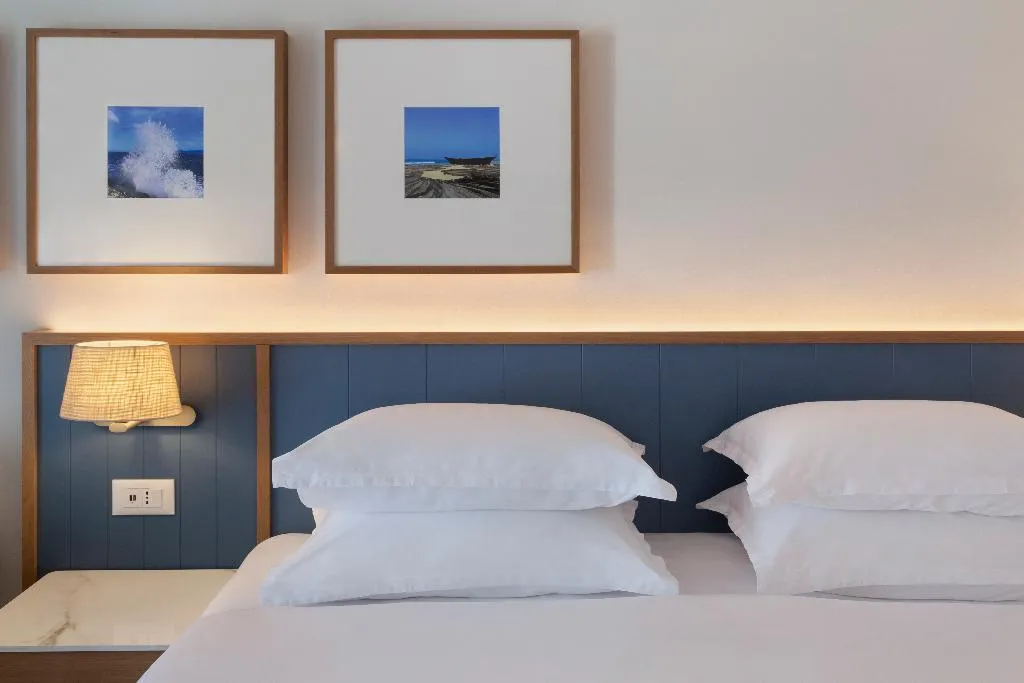 DOUBLE SUPERIOR SIDE SEA VIEW Room, Bluesun Hotel Marina, Split