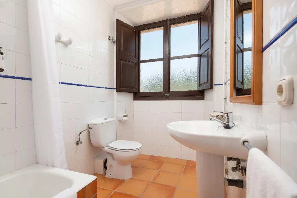STUDIO STANDARD Room, Santuario de Lluc, Majorca