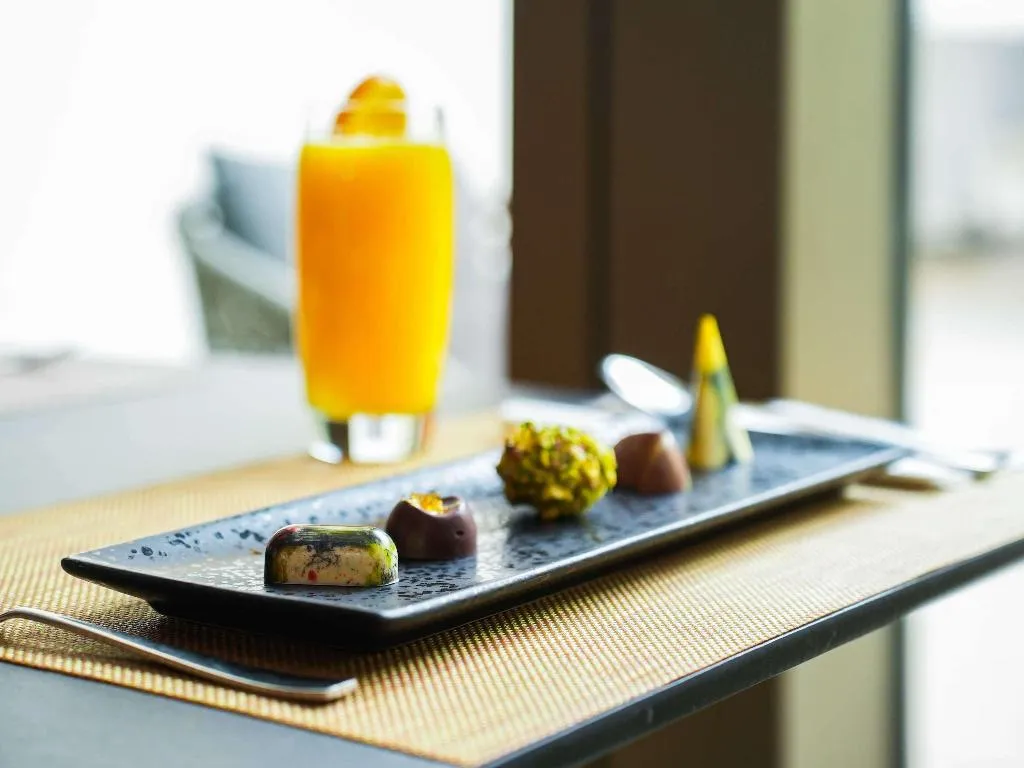 Restaurant, Novotel Tunis Lac, Tunisia