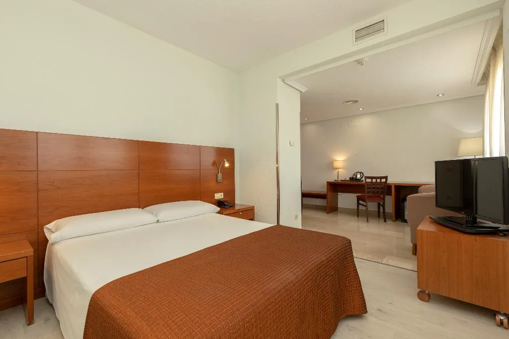 Double or Twin STANDARD Room, Porcel Torre Garden, Madrid