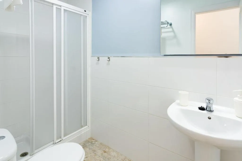 Room, Hostal Luna De Nerja, Costa Del Sol