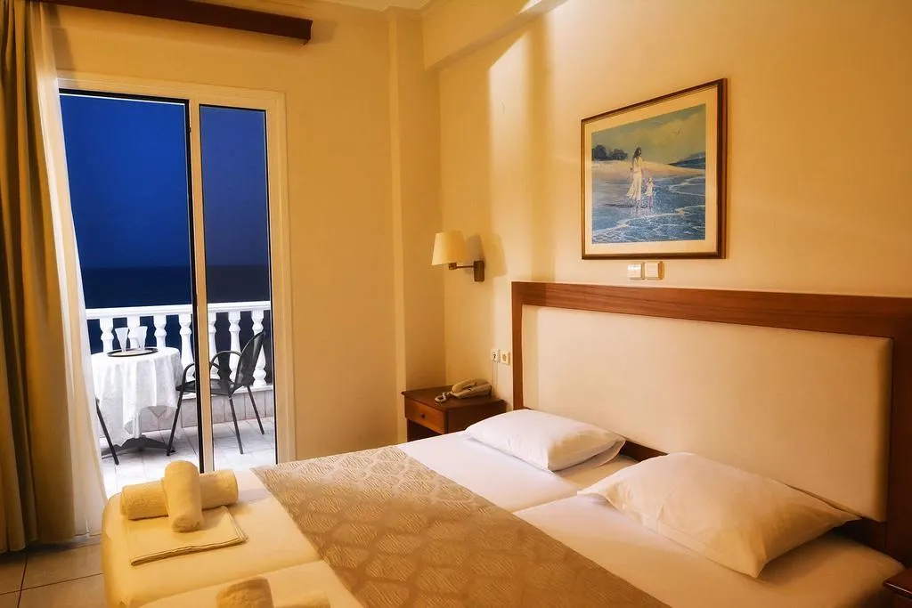 Room, Ioni, Thessaloniki