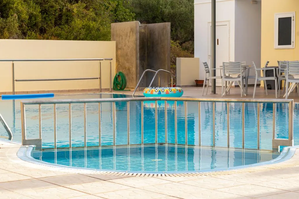 Pool, Elpis Studios & Apartments, Crete