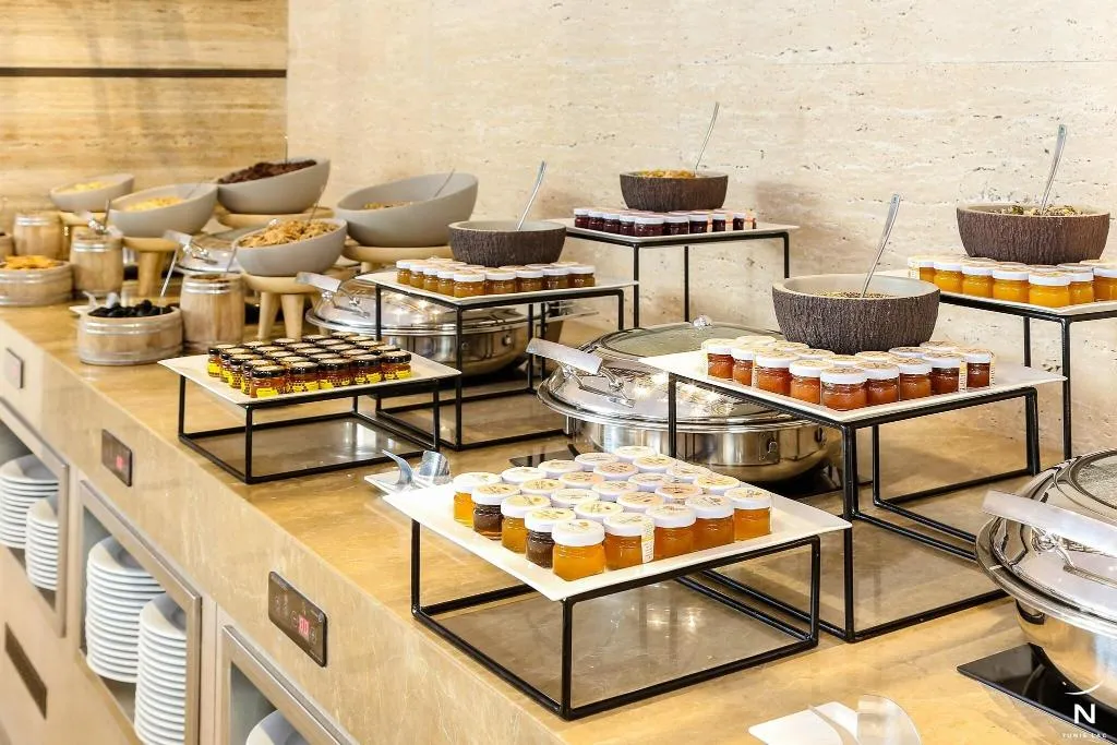 Restaurant, Novotel Tunis Lac, Tunisia
