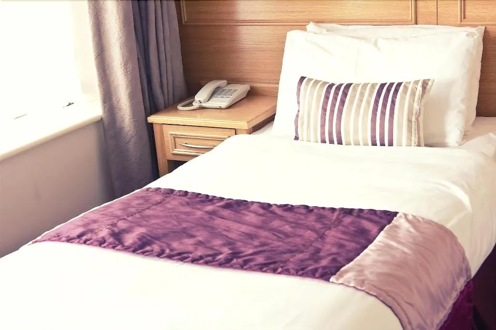Room, Phoenix Park Hotel, Dublin