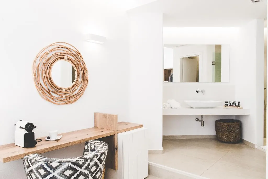 SUITE GARDEN VIEW Room, Super Paradise Hotel, Mykonos