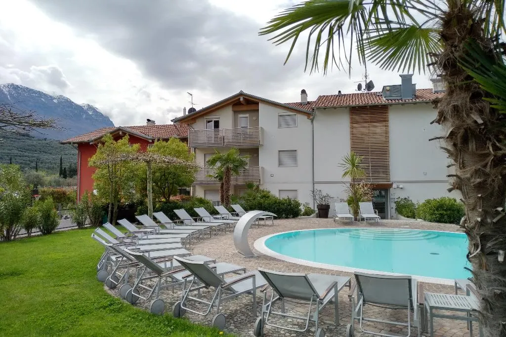 Pool, 4 Limoni Apartment Resort, Milan