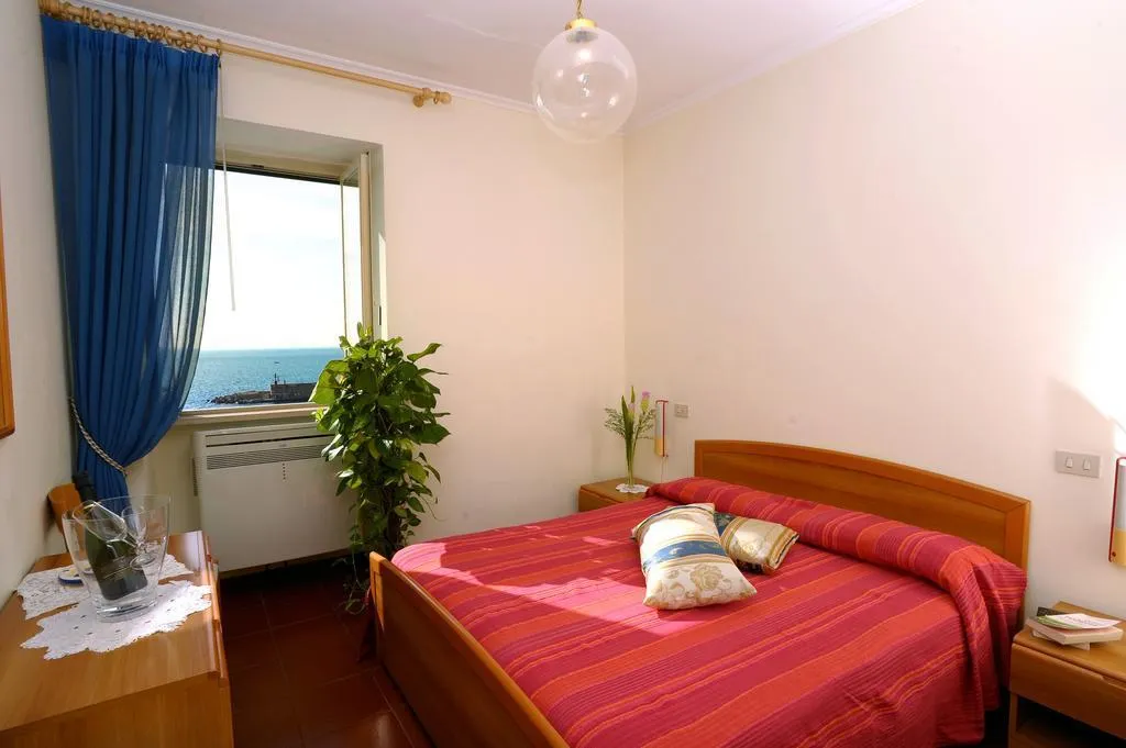 General view, B&B Camere Con Vista, Naples