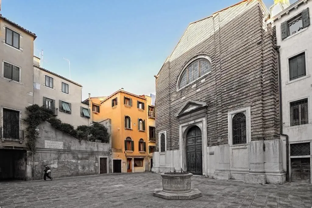General view, La Locandiera, Venice