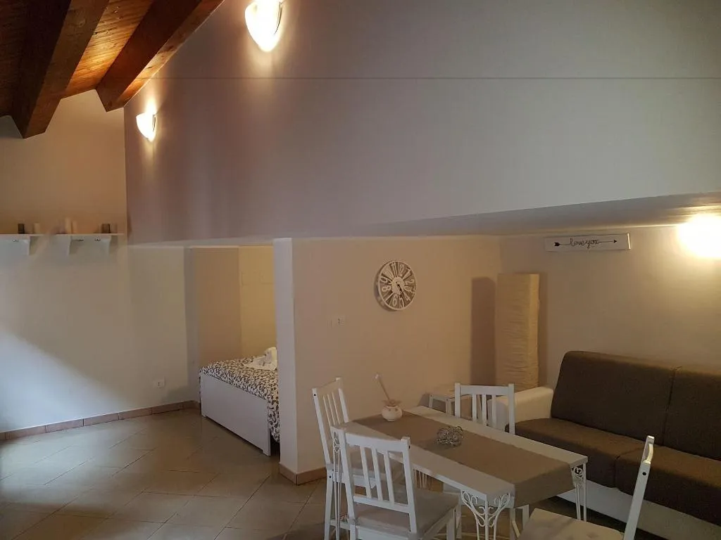 Room, Central Suites, Catania