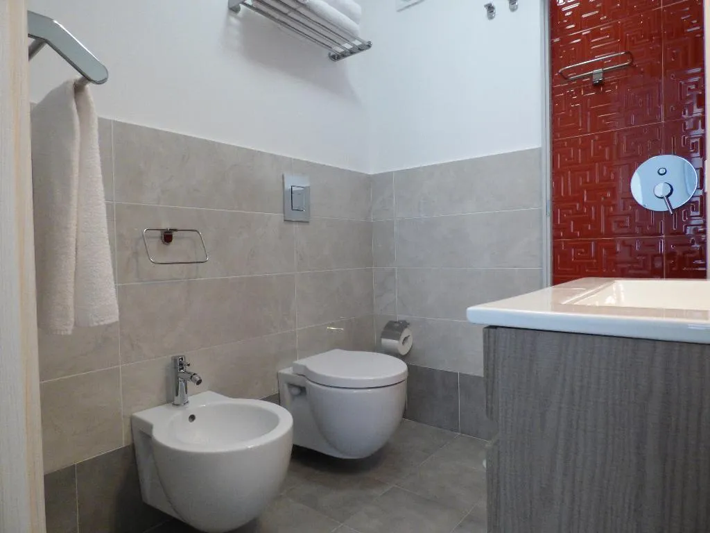 DOUBLE SUPERIOR Room, B&B Monteoliveto 33, Naples