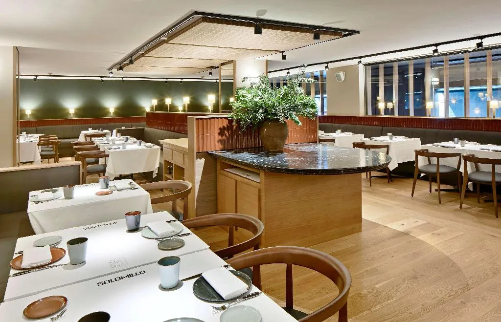 Restaurant, Alexandra Barcelona, Curio Collection by Hilton, Barcelona
