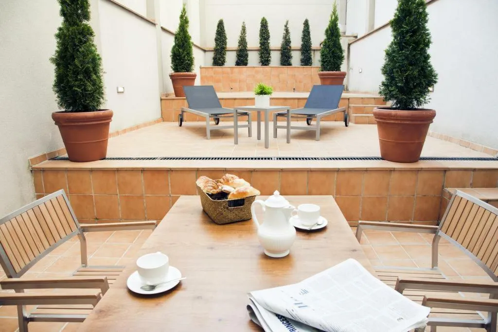 Terrace, Up Suites Barcelona, Barcelona