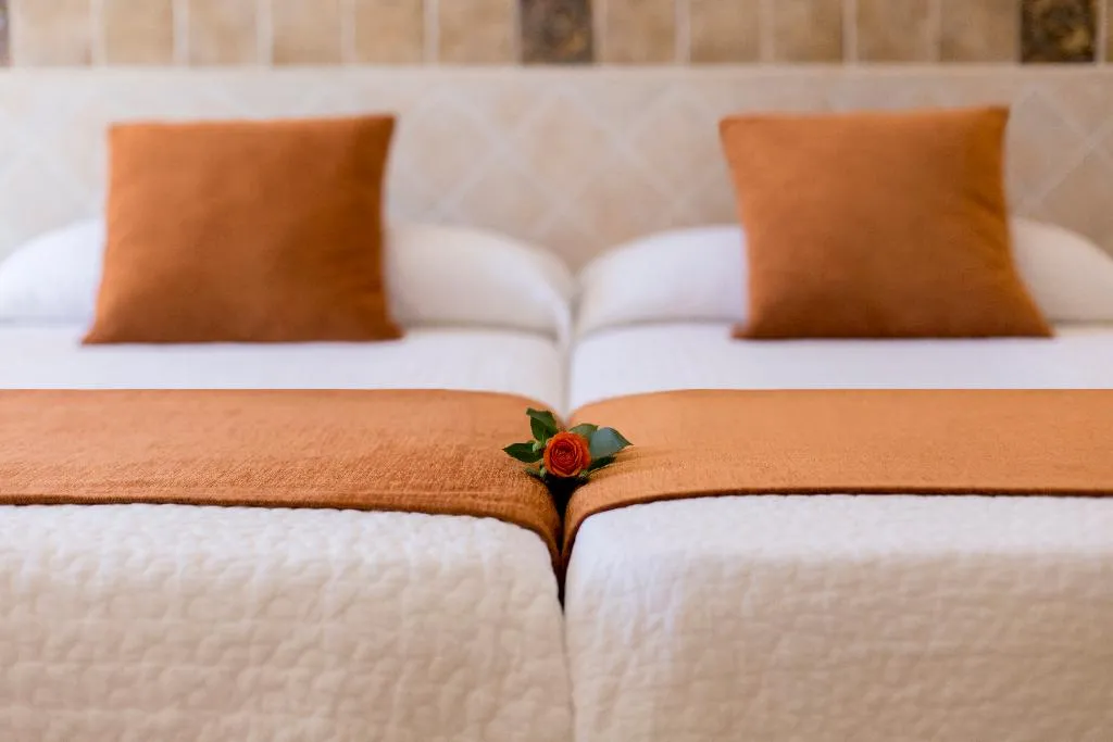 TWIN CITY VIEW Room, Plaza Cavana, Costa Del Sol