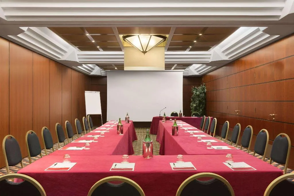 Conferences, Ramada Naples, Naples