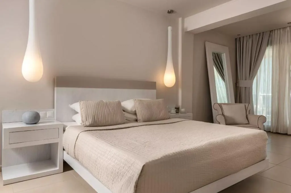 SUITE SEA VIEW WITH PRIVATE POOL Room, Kassandra Bay Resort, Suites & SPA, Skiathos