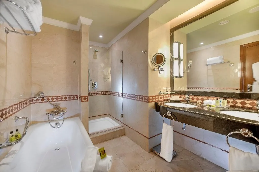 SUITE CLUB Room, InterContinental Madrid, Madrid