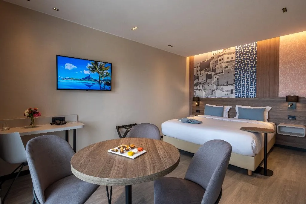 JUNIOR SUITE STANDARD Room, Occidental Tanger, Tangier