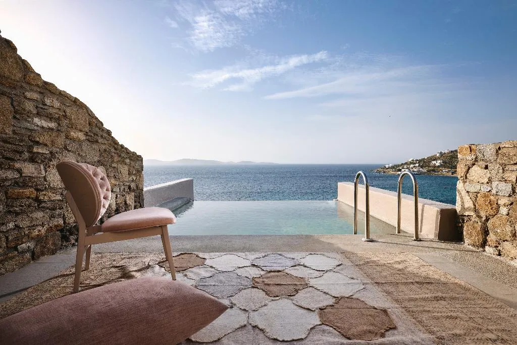 SUITE EXECUTIVE SEA VIEW Room, Amazon Mykonos Resort & Spa, Mykonos