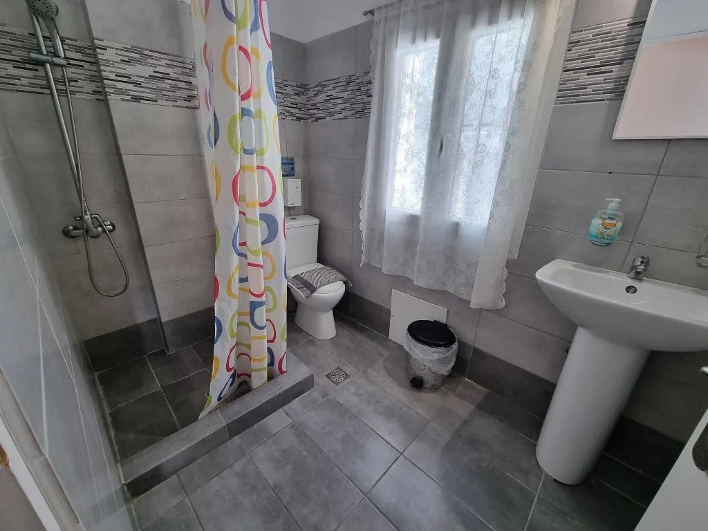 Room, Pleasure Beachside Studios, Santorini