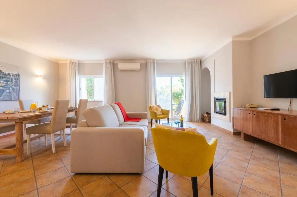 VILLA TWO BEDROOMS Room, Vale d'el Rei Hotel & Villas, Algarve