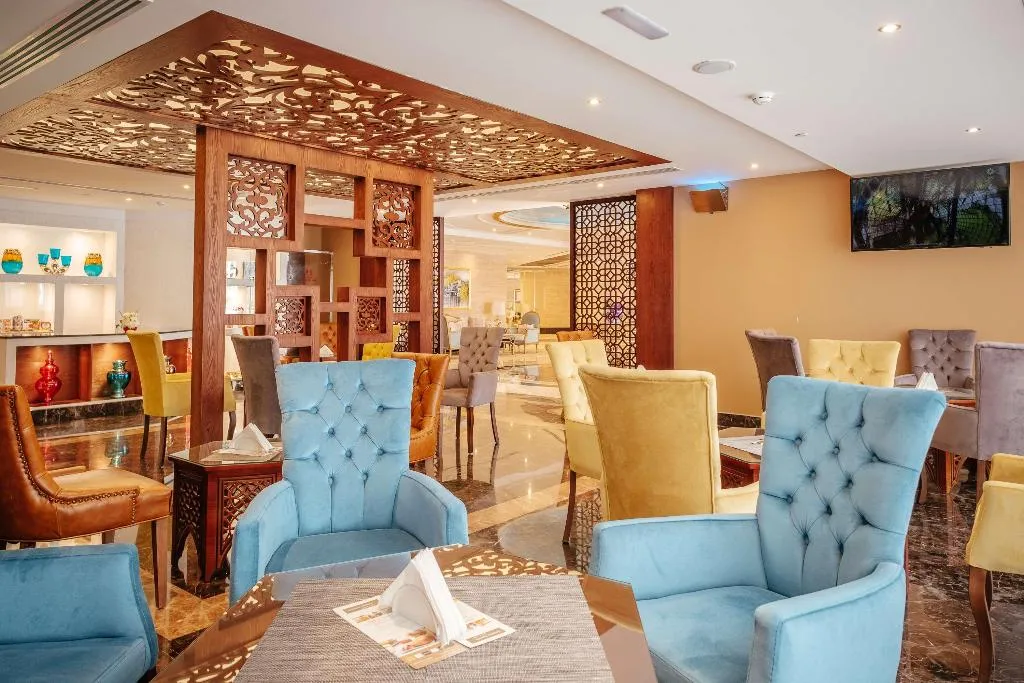 Restaurant, Tulip Inn Al Khan, Dubai