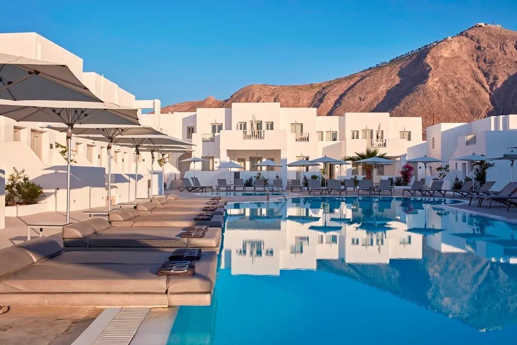 Pool, Aqua Blue Beach Hotel, Santorini