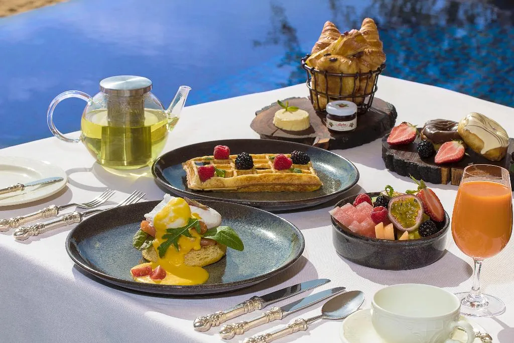 Restaurant, Al Maha, a Luxury Collection Desert Resort & Spa, Dubai