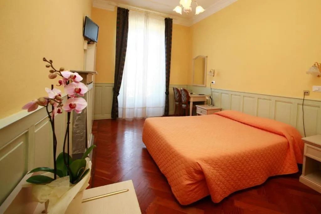 DOUBLE SINGLE USE STANDARD Room, Excelsior Splendide, Milan