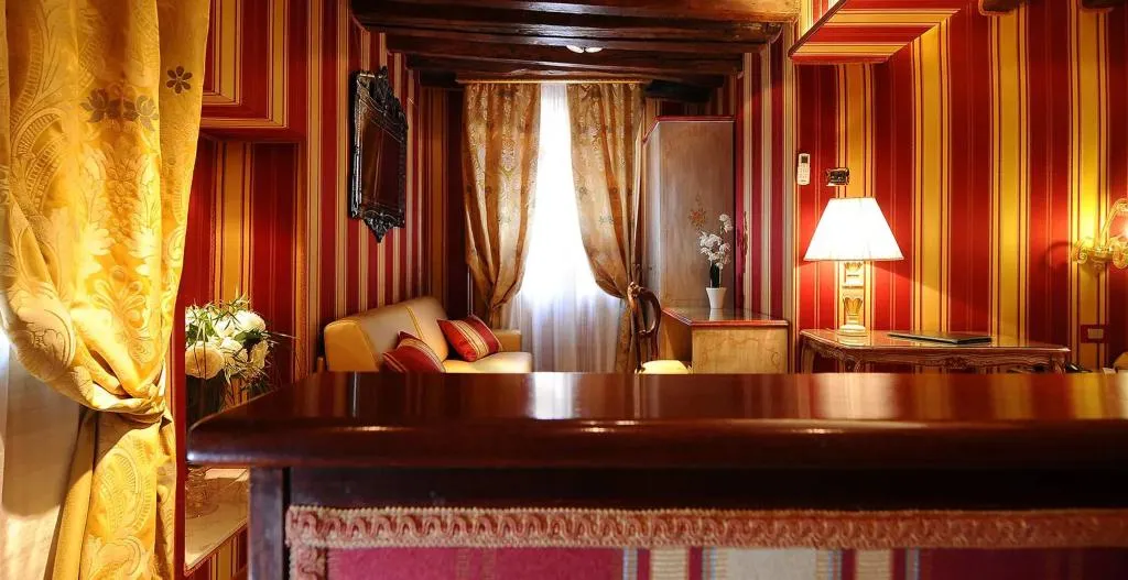 Double or Twin DELUXE Room, Ca' Marinella, Venice