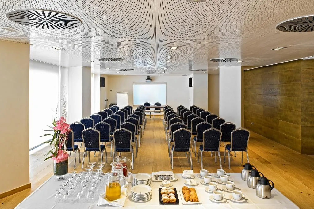 Conferences, Hipotels Cala Millor Park, Majorca