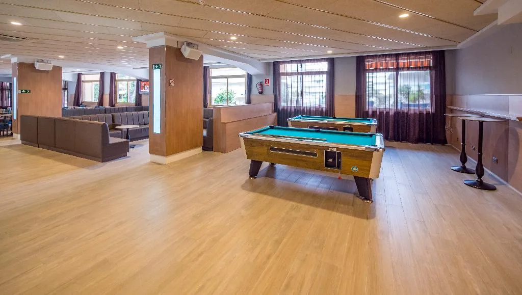Sports and Entertainment, Golden Avenida Family Suites, Costa Dorada