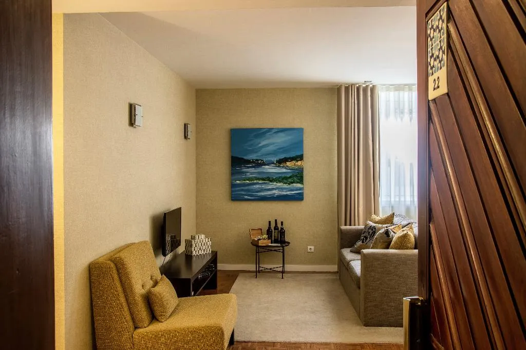 APARTMENT TWO BEDROOMS Room, Casas do Porto - Ribeira Apartments, Porto