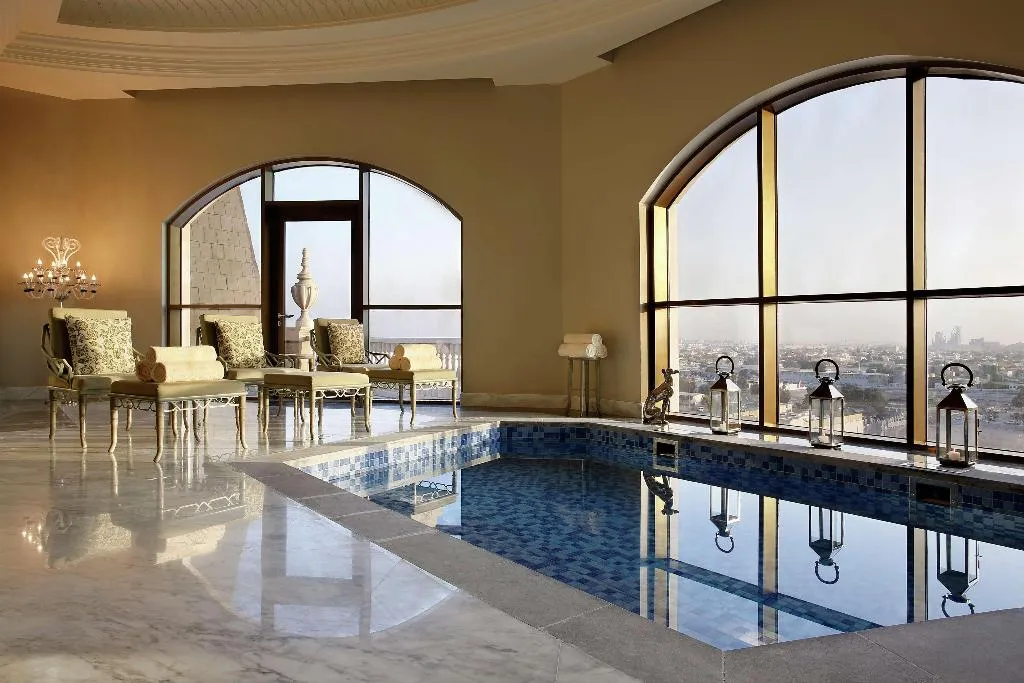 SUITE STANDARD Room, Al Habtoor Palace, Dubai