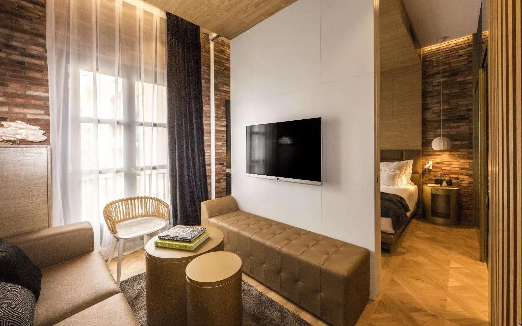 JUNIOR SUITE STANDARD Room, Monument Hotel, Barcelona