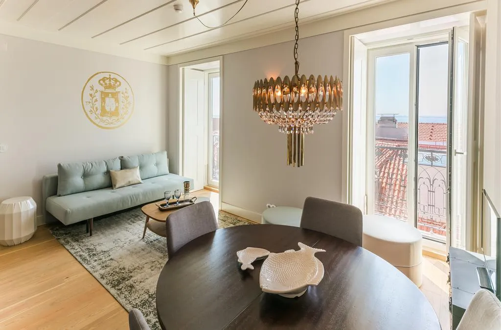 APARTMENT SUPERIOR ONE BEDROOM Room, Almaria - Edificio Da Corte, Lisbon