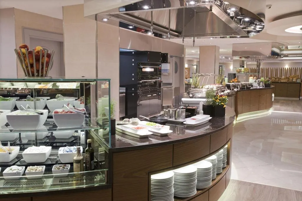 Restaurant, Hilton Prague Atrium, Prague