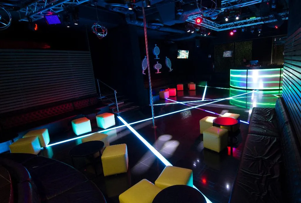 Sports and Entertainment, Crown Paradise Club Cancun All Inclusive, Cancun Area