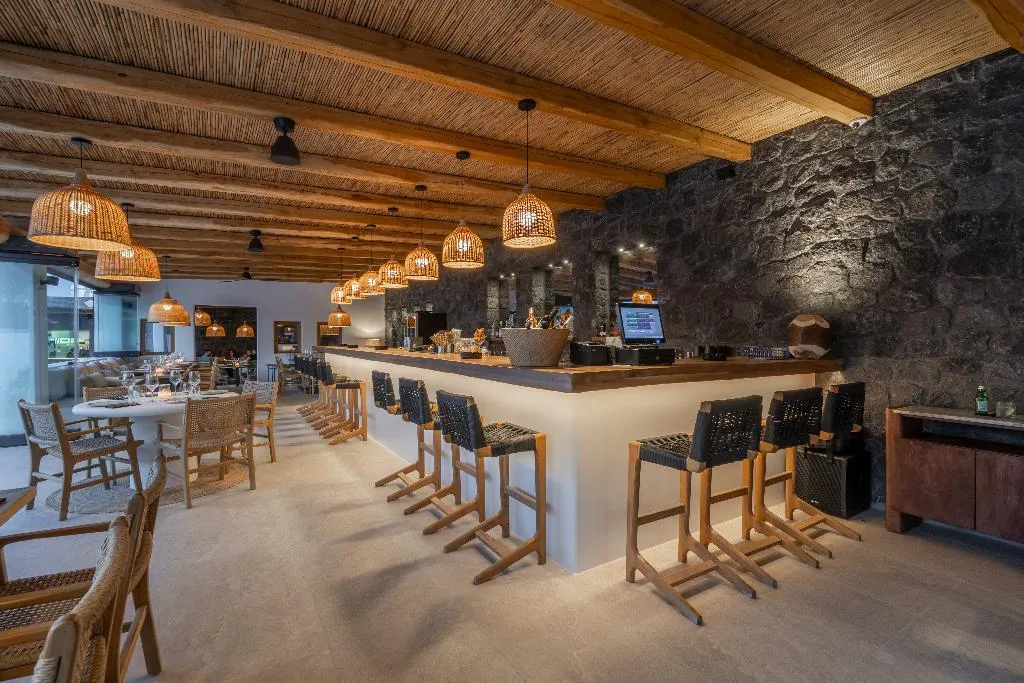 Bar, Amaria Beach Resort, Athens