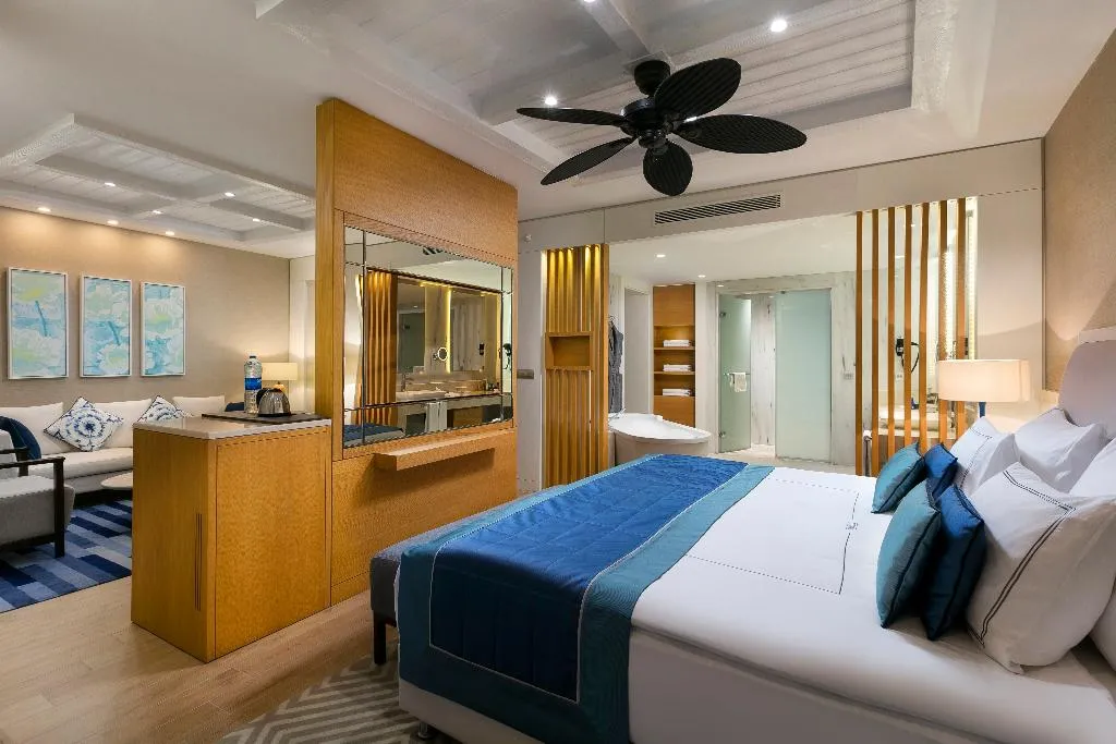 DOUBLE DELUXE SEA VIEW Room, Titanic Luxury Collection Bodrum, Bodrum