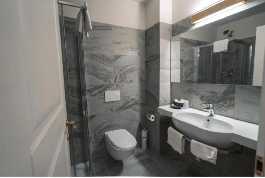 Room, Excelsior Splendide, Milan