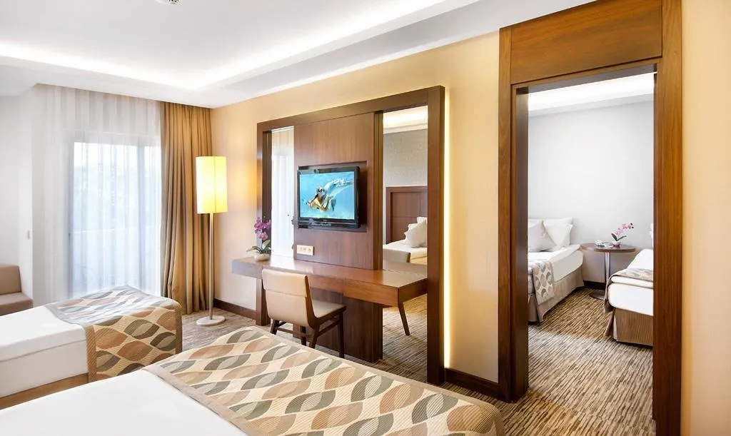 DOUBLE SINGLE USE DELUXE SEA VIEW Room, Belconti Resort Hotel, Antalya