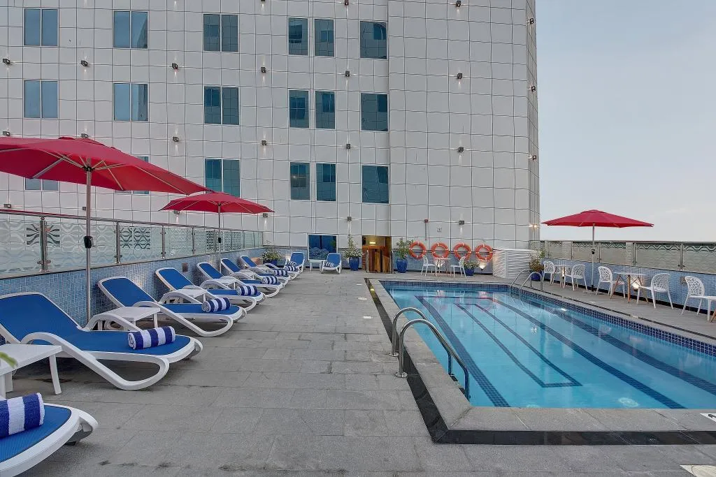 Pool, Omega Hotel Dubai, Dubai