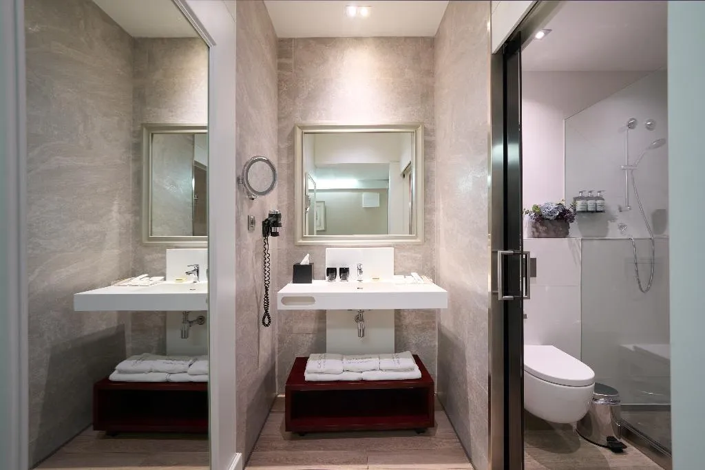 DOUBLE SINGLE USE STANDARD Room, Catalonia Passeig de Gracia, Barcelona