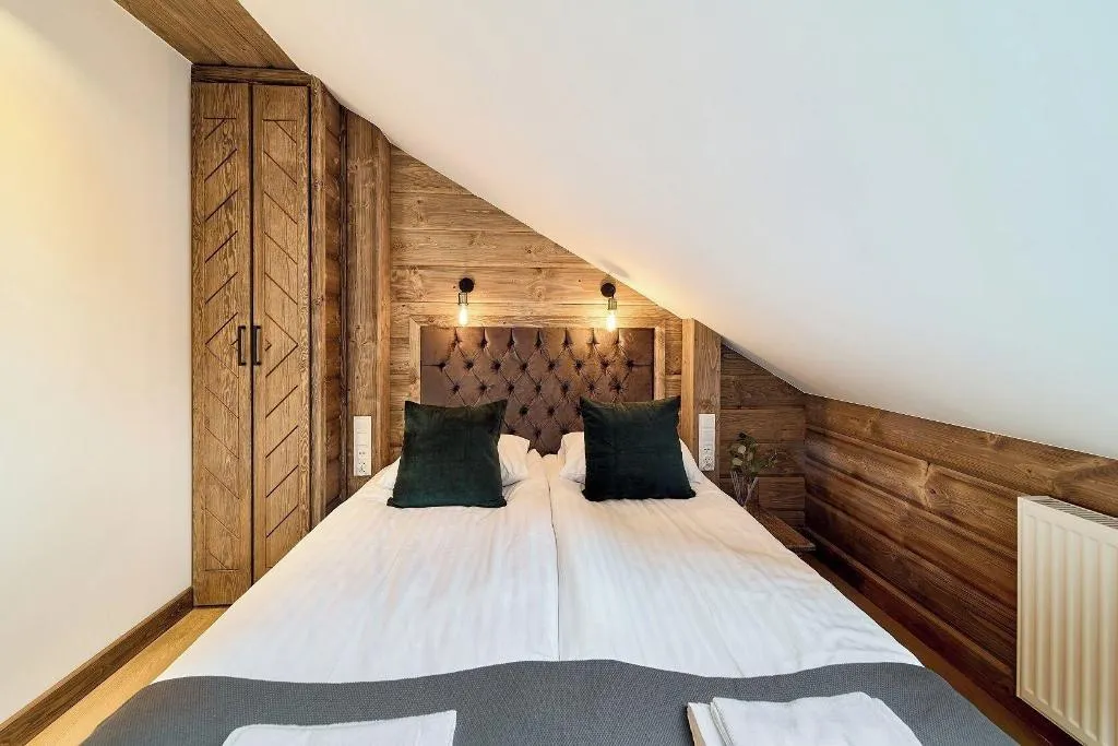Room, ApartHotel Giewont, Krakow
