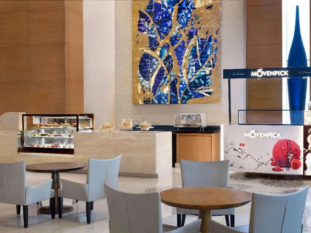 Restaurant, Movenpick Hotel Jumeirah Beach, Dubai