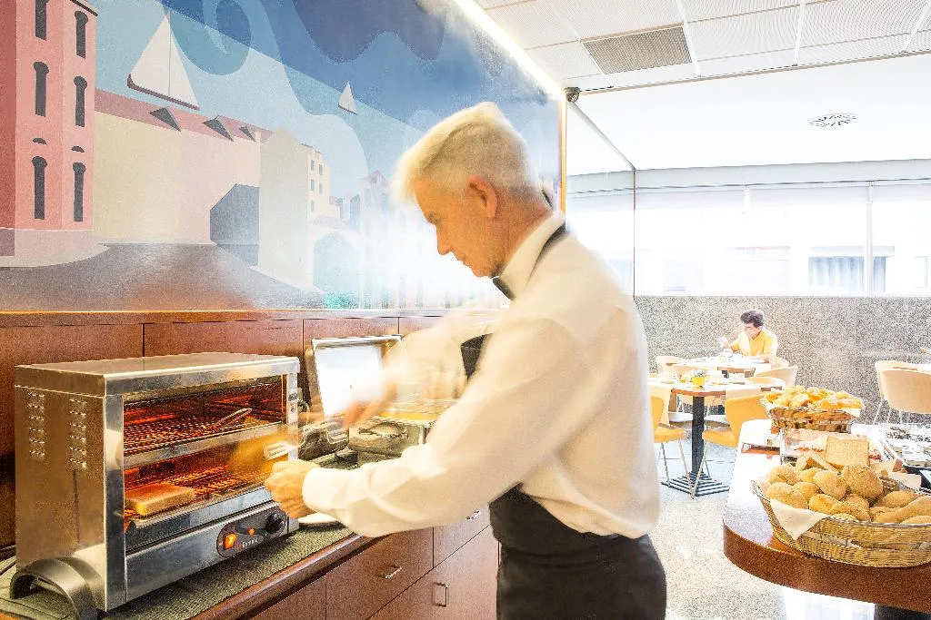 Restaurant, 3K Madrid, Lisbon